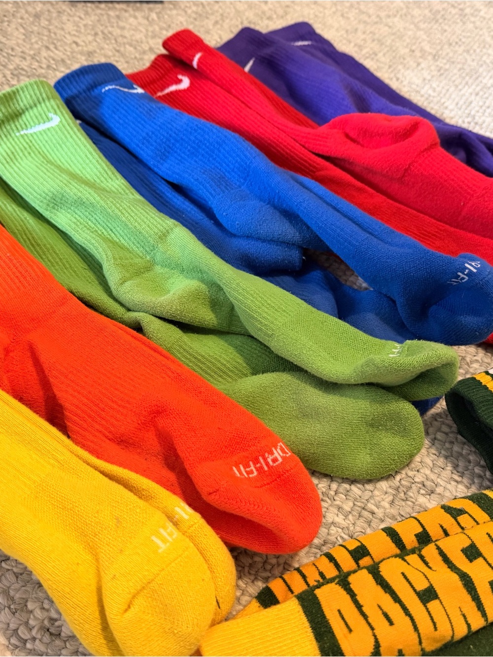Nike Socks - Green Bay Packers - only green socks worn - rest brand new - Picture 2 of 2